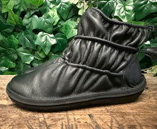 Afbeelding in Gallery-weergave laden, Nieuwe laarsjes van loints of holland maat 37