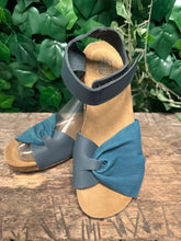 Afbeelding in Gallery-weergave laden, Nieuwe sandalen van loints of holland maat 36