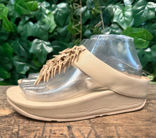 Afbeelding in Gallery-weergave laden, Nieuwe mooie slippers van Fitflop maat 38