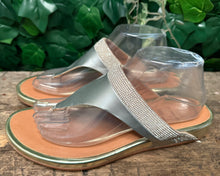 Afbeelding in Gallery-weergave laden, Nieuwe prachtige slippers van Fitflop maat 42