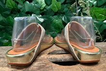 Afbeelding in Gallery-weergave laden, Nieuwe prachtige slippers van Fitflop maat 42