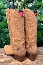 Afbeelding in Gallery-weergave laden, bijna Nieuwe prachtige laarzen van Sendra maat 39