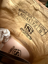 Afbeelding in Gallery-weergave laden, prachtige aparte laars van Sendra struisvogelleer maat 41