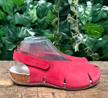 Afbeelding in Gallery-weergave laden, bijna Nieuwe sandalen van loints of holland maat 37