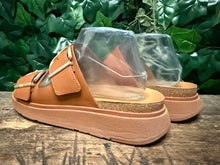 Afbeelding in Gallery-weergave laden, Nieuwe mooie slippers van Fitflop maat 39