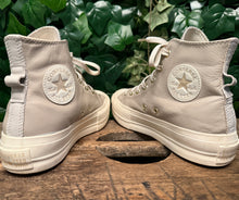Afbeelding in Gallery-weergave laden, gewoon Nieuwe leren sneakers van Converse all stars maat 39