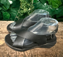 Afbeelding in Gallery-weergave laden, bijna Nieuwe sandalen van xsensible maat 37 (wijdte G)