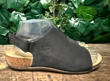 Afbeelding in Gallery-weergave laden, Nieuwe sandalen van Loints of holland maat 37