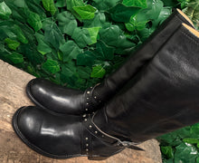 Afbeelding in Gallery-weergave laden, prachtige Nieuwe laarzen van Sendra maat 44