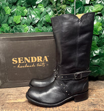 Afbeelding in Gallery-weergave laden, prachtige Nieuwe laarzen van Sendra maat 44