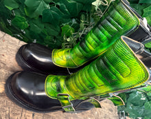 Afbeelding in Gallery-weergave laden, geweldig mooie vintage plateau boots van Sendra maat 40