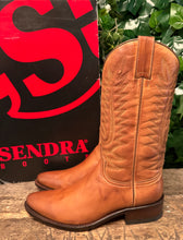 Afbeelding in Gallery-weergave laden, geweldig mooie laarzen van Sendra maat 37