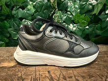 Afbeelding in Gallery-weergave laden, zo goed als nieuw sneakers van Xsensible maat 38 (wijdte G)