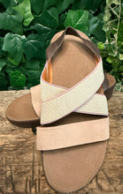 Afbeelding in Gallery-weergave laden, zo goed als nieuw sandalen van Fitflop maat 40