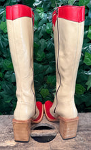 Afbeelding in Gallery-weergave laden, prachtige vintage flowerlaarzen van Sendra maat 40