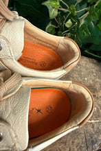 Afbeelding in Gallery-weergave laden, Bijna Nieuwe sneakers van Xsensible maat 37 (wijdte G)