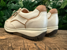 Afbeelding in Gallery-weergave laden, Bijna Nieuwe sneakers van Xsensible maat 37 (wijdte G)