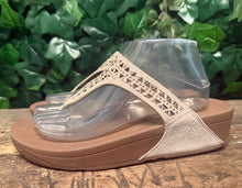 Afbeelding in Gallery-weergave laden, Nieuwe mooie slippers van Fitflop maat 41