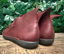 Afbeelding in Gallery-weergave laden, Nieuwe supermooie veterschoen van loints of holland maat 41