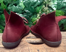 Afbeelding in Gallery-weergave laden, Nieuwe supermooie veterschoen van loints of holland maat 41