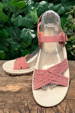 Afbeelding in Gallery-weergave laden, bijna Nieuwe sandalen van Keen maat 39