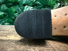 Afbeelding in Gallery-weergave laden, gewoon Nieuwe mooie laarzen van Sendra maat 39
