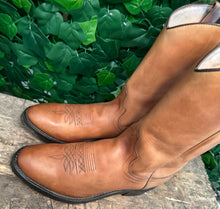 Afbeelding in Gallery-weergave laden, geweldig mooie stoere vintage laarzen van Sendra maat 47