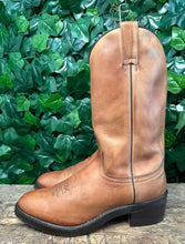 Afbeelding in Gallery-weergave laden, geweldig mooie stoere vintage laarzen van Sendra maat 47