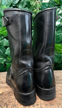 Afbeelding in Gallery-weergave laden, Bijna Nieuwe mooie biker boots van Sendra maat 42
