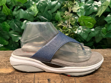 Afbeelding in Gallery-weergave laden, Bijna Nieuwe slippers van Xsensible maat 41 (wijdte G)