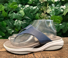 Afbeelding in Gallery-weergave laden, Bijna Nieuwe slippers van Xsensible maat 41 (wijdte G)