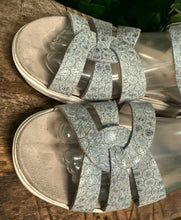 Afbeelding in Gallery-weergave laden, Bijna Nieuwe sandalen van Xsensible maat 38 (wijdte G)