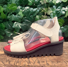 Afbeelding in Gallery-weergave laden, Nieuwe sandalen van Loints of holland maat 38
