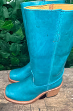 Afbeelding in Gallery-weergave laden, Nieuwe prachtige vintage blokhak laarzen van Sendra maat 37