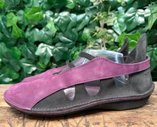 Afbeelding in Gallery-weergave laden, Nieuwe instappers van Loints of holland maat 42