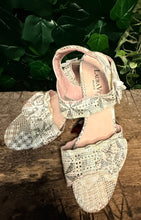 Afbeelding in Gallery-weergave laden, Nieuwe sandalen van Laura Vita maat 41