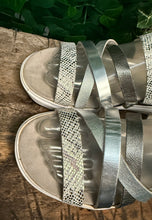 Afbeelding in Gallery-weergave laden, Nieuwe slippers van Xsensible maat 42 (wijdte H)