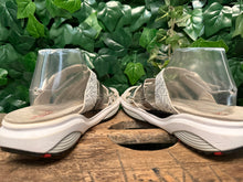 Afbeelding in Gallery-weergave laden, Nieuwe slippers van Xsensible maat 42 (wijdte H)