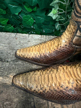 Afbeelding in Gallery-weergave laden, zo goed als Nieuwe python leren leren van Sendra maat 37