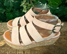 Afbeelding in Gallery-weergave laden, Bijna Nieuwe prachtige sandalen van Fitflop maat 39