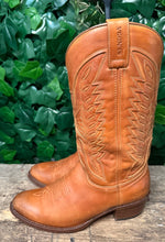 Afbeelding in Gallery-weergave laden, bijna nieuw mooie laarzen van Sendra maat 38