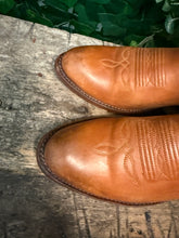 Afbeelding in Gallery-weergave laden, bijna nieuw mooie laarzen van Sendra maat 38