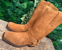Afbeelding in Gallery-weergave laden, geweldig mooie suède biker boots van sendra maat 41