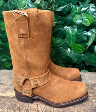 Afbeelding in Gallery-weergave laden, geweldig mooie suède biker boots van sendra maat 41