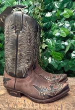 Afbeelding in Gallery-weergave laden, bijna nieuw mooie laarzen van Sendra maat 40