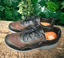 Afbeelding in Gallery-weergave laden, Bijna Nieuwe sneakers van Xsensible maat 40 (wijdte HX)