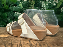 Afbeelding in Gallery-weergave laden, gewoon Nieuwe prachtige slippers van Fitflop maat 37