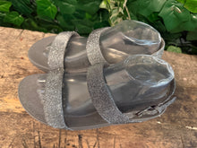 Afbeelding in Gallery-weergave laden, Nieuwe prachtige sandalen van Fitflop maat 40