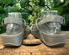 Afbeelding in Gallery-weergave laden, Nieuwe prachtige sandalen van Fitflop maat 40