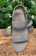 Afbeelding in Gallery-weergave laden, Nieuwe prachtige sandalen van Fitflop maat 40